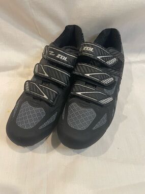 ZOL Cycling Shoes EU 39 US 7 Clip-In Road Bike Shoes SPD Compatible Black Spin